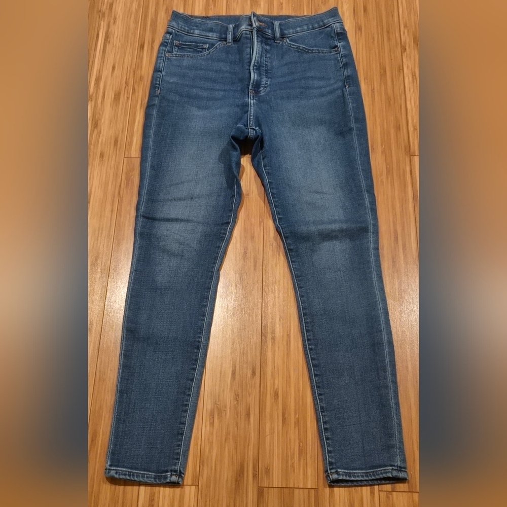 NWOT Express Classic High Rise